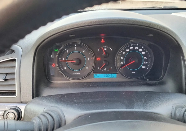 Chevrolet Captiva cena 36900 przebieg: 197642, rok produkcji 2012 z Człuchów małe 92